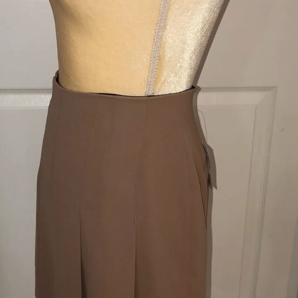 $5 Forever 21 skirt new with tags size small. $5 if bundled - Picture 5 of 11